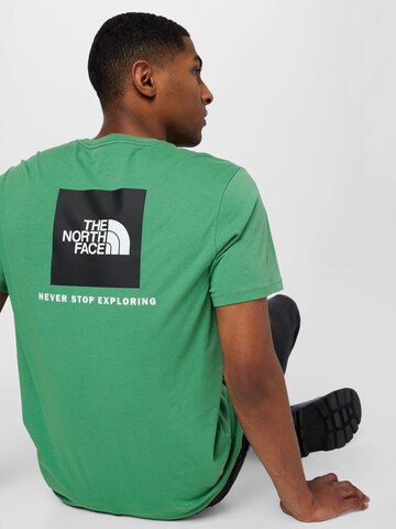 Coupe regular T-Shirt fonctionnel 'Redbox' THE NORTH FACE en vert