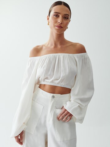 The Fated Blouse in White: front
