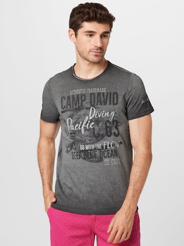 CAMP DAVID Shirt in Grey: front