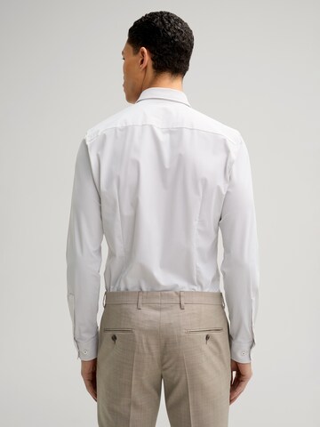 Coupe slim Chemise 'Travel Pit' JOOP! en blanc
