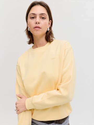 Sweat-shirt 'JXABBIE' JJXX en jaune