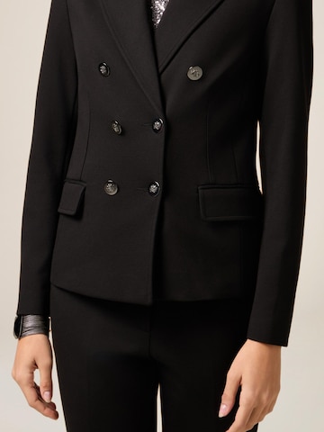 oltre Blazer in Black