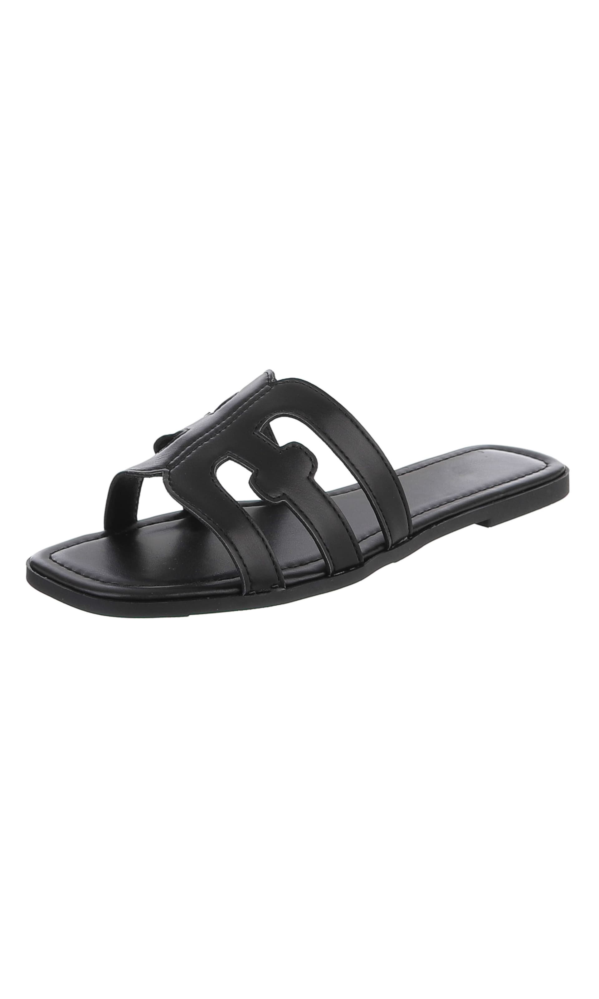 Ital-Design Mules in Black: front