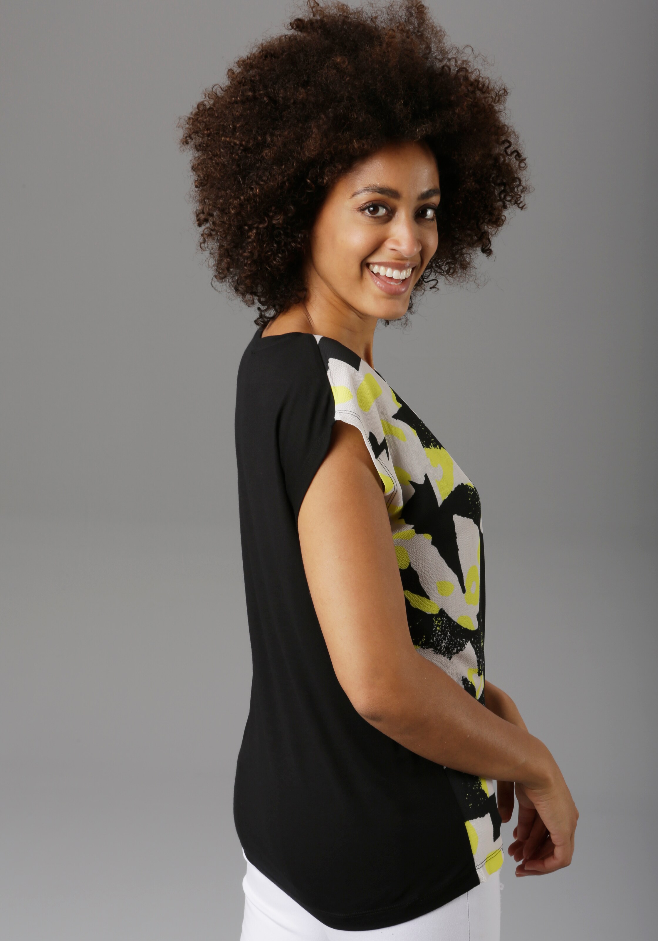 Frauen Shirts & Tops Aniston SELECTED Blusenshirt in Schwarz - FL43030 Frauen Shirts & Tops Aniston SELECTED Blusenshirt in Schwarz - FL43030