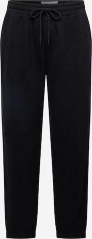 Abercrombie & Fitch Дънки Tapered Leg Панталон 'ESSENTIAL' в черно: отпред