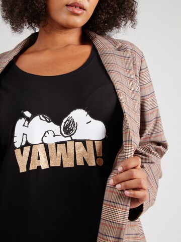 Tricou 'CARSNOOPY' de la ONLY Carmakoma pe negru