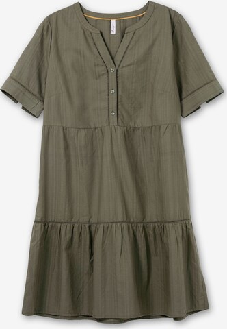 SHEEGO Shirt dress in Green: front