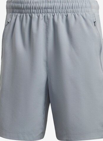 ADIDAS SPORTSWEAR Regular Sportshorts'Hiit' 'Hiit Mesh ' in Grau