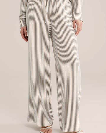 WE Fashion Wide Leg Hose in Grün: Vorderseite