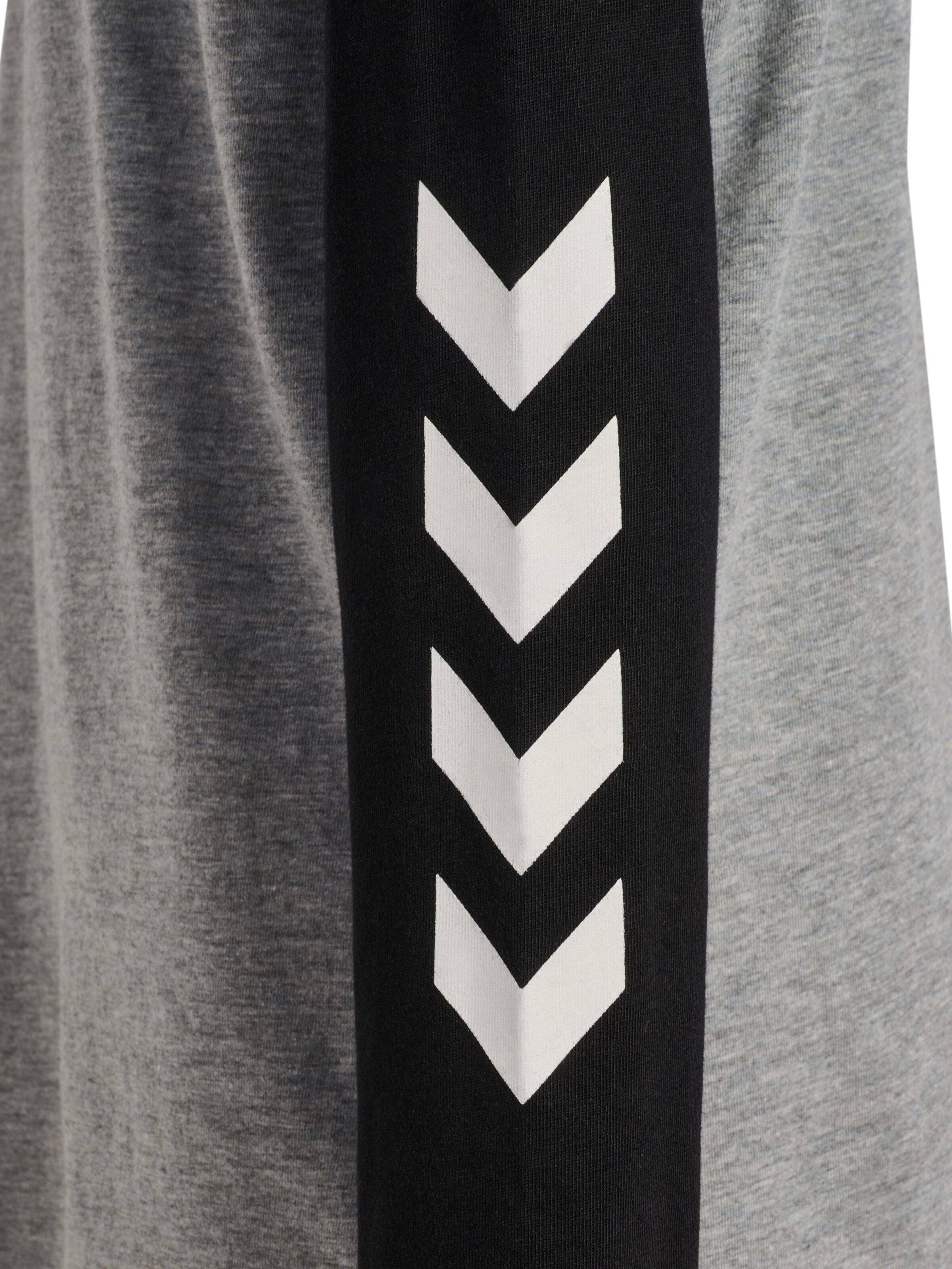 T-Shirt fonctionnel Hummel en gris