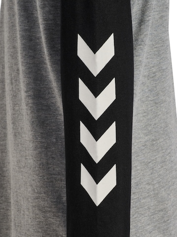 T-Shirt fonctionnel Hummel en gris
