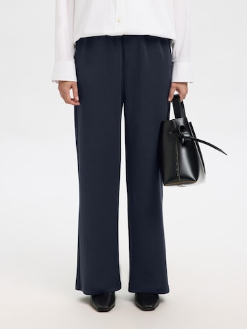 SELECTED FEMME Regular Broek in Blauw: voorkant