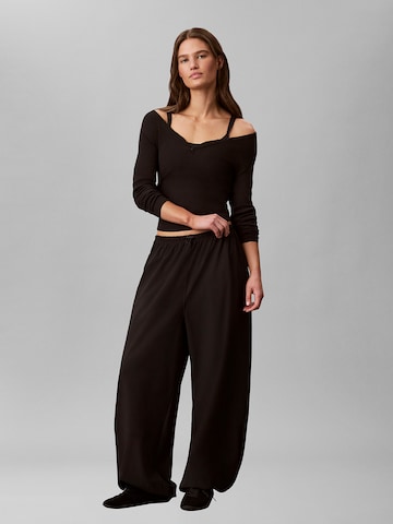 Calvin Klein Sport Loose fit Pants in Black