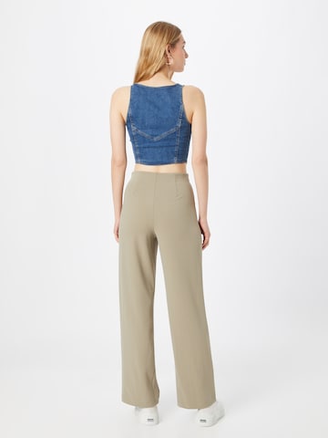 VERO MODA Wide leg Παντελόνι με τσάκιση 'Becky' σε πράσινο