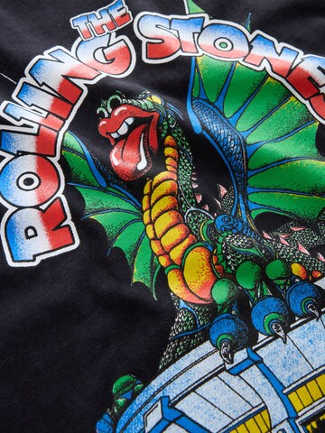 Tricou de la Next pe negru