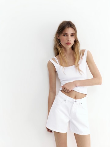 Pull&Bear Loosefit Jeans i hvid
