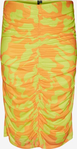 Vero Moda Collab Skirt 'JOANN' in Orange: front