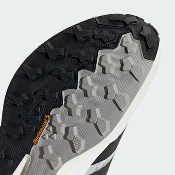 ADIDAS TERREX - Zapatos bajos 'Freehiker 3 Ultra' en blanco