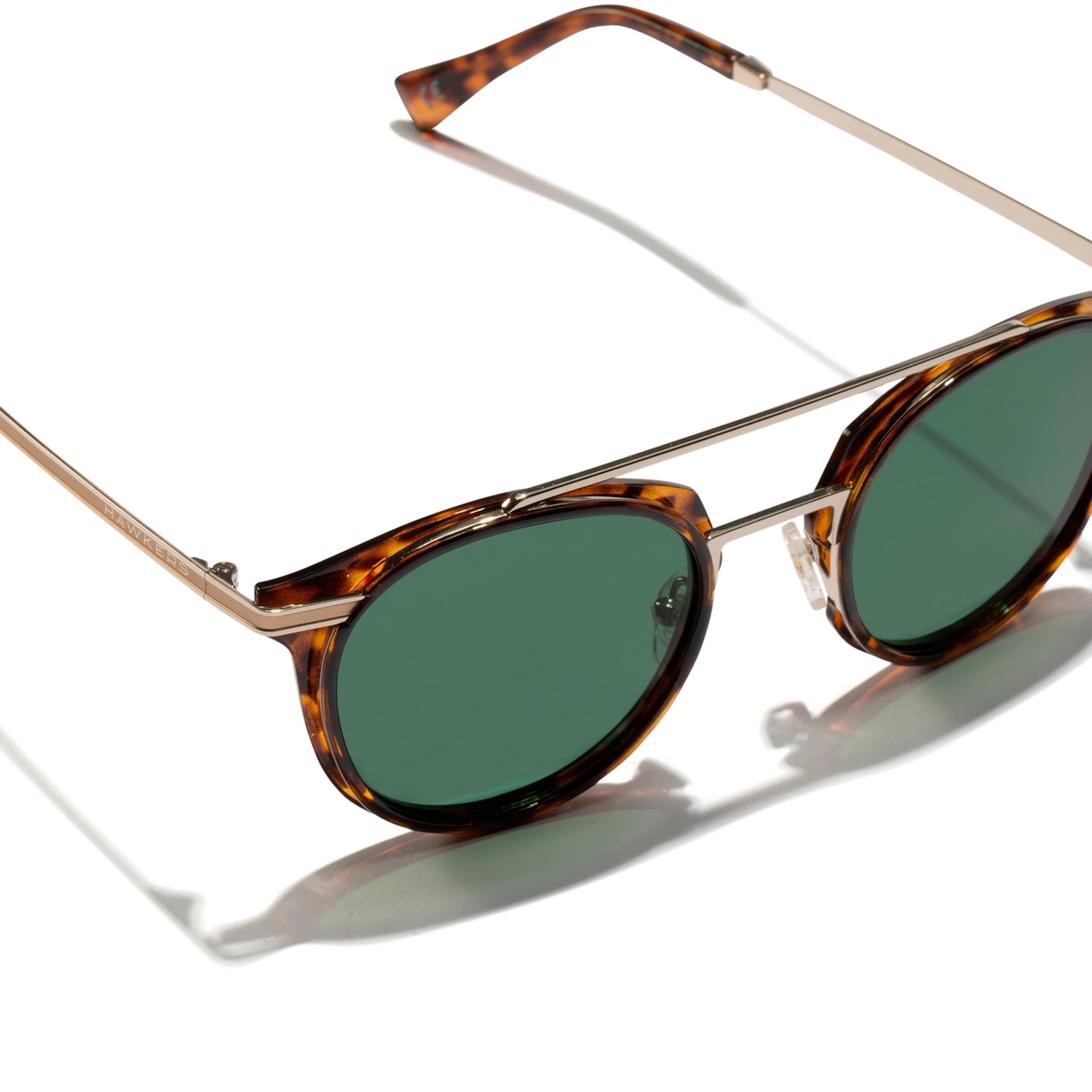 HAWKERS Aurinkolasit 'CITYLIFE' värissä kulta