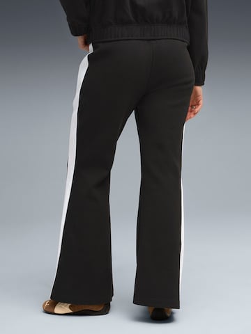 regular Pantaloni sportivi 'Puma T7 Flared Pants' di PUMA in nero