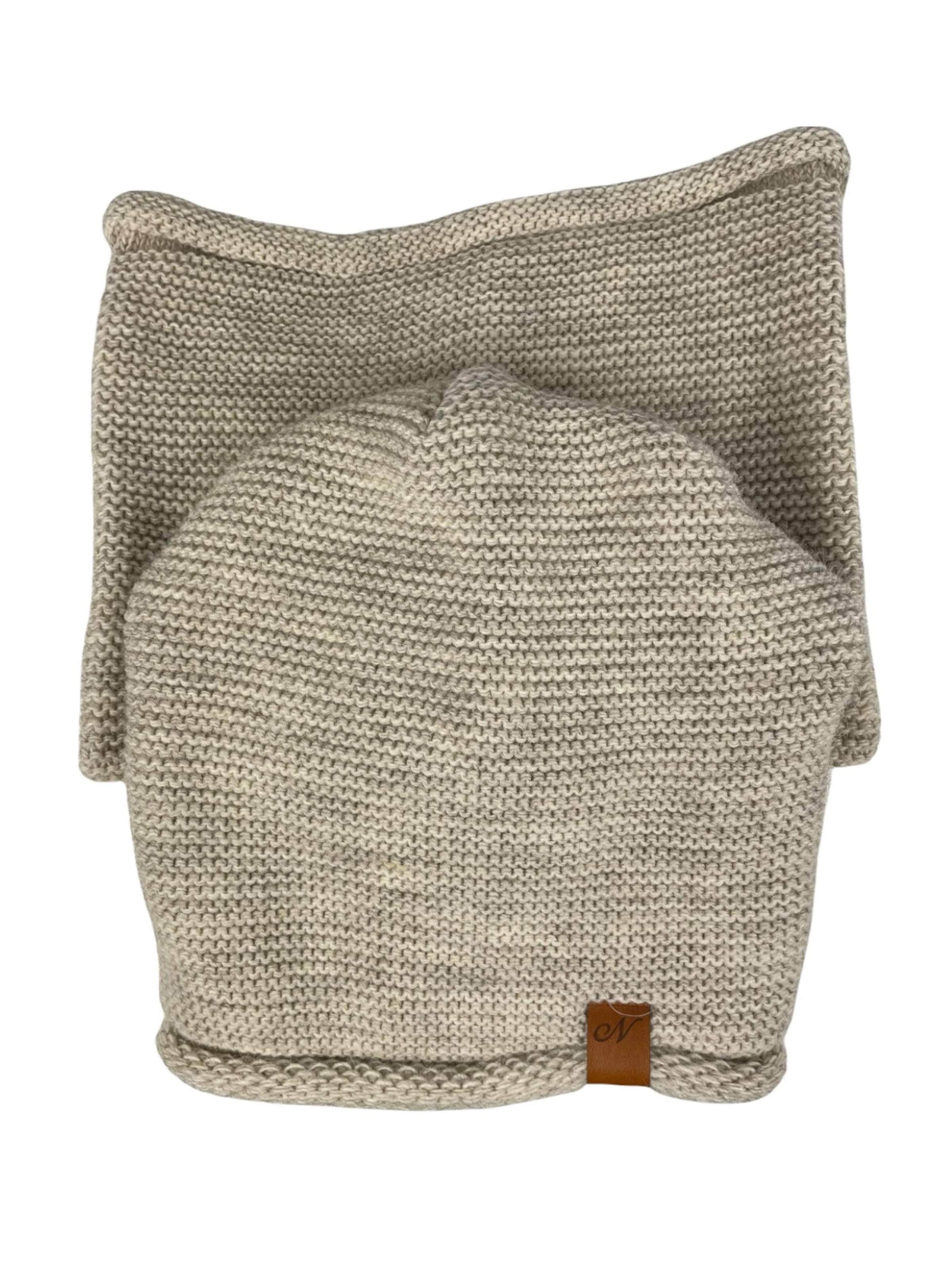 Kumixi Beanie 'Set' in Beige: front