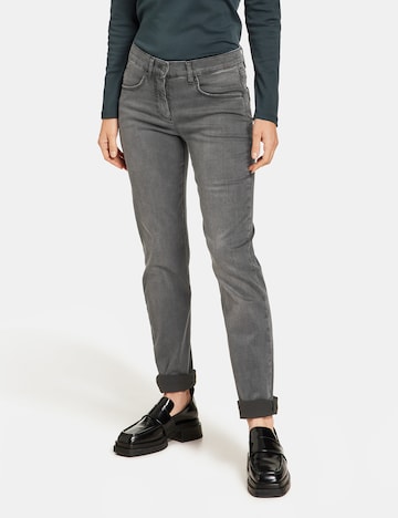 GERRY WEBER Regular Jeans in Grey: front