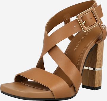 TOMMY HILFIGER Sandal i brun: framsida