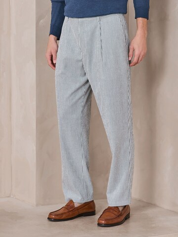 Loosefit Pantalon à pince Next en bleu : devant