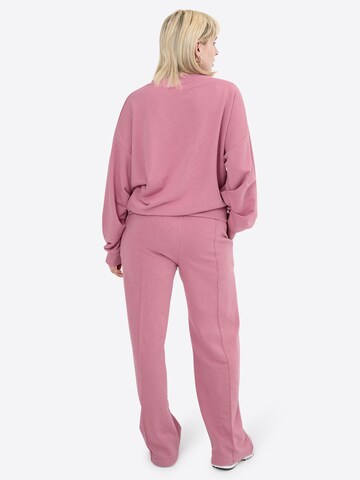 TATES Regular Workout Pants 'Light' in Red