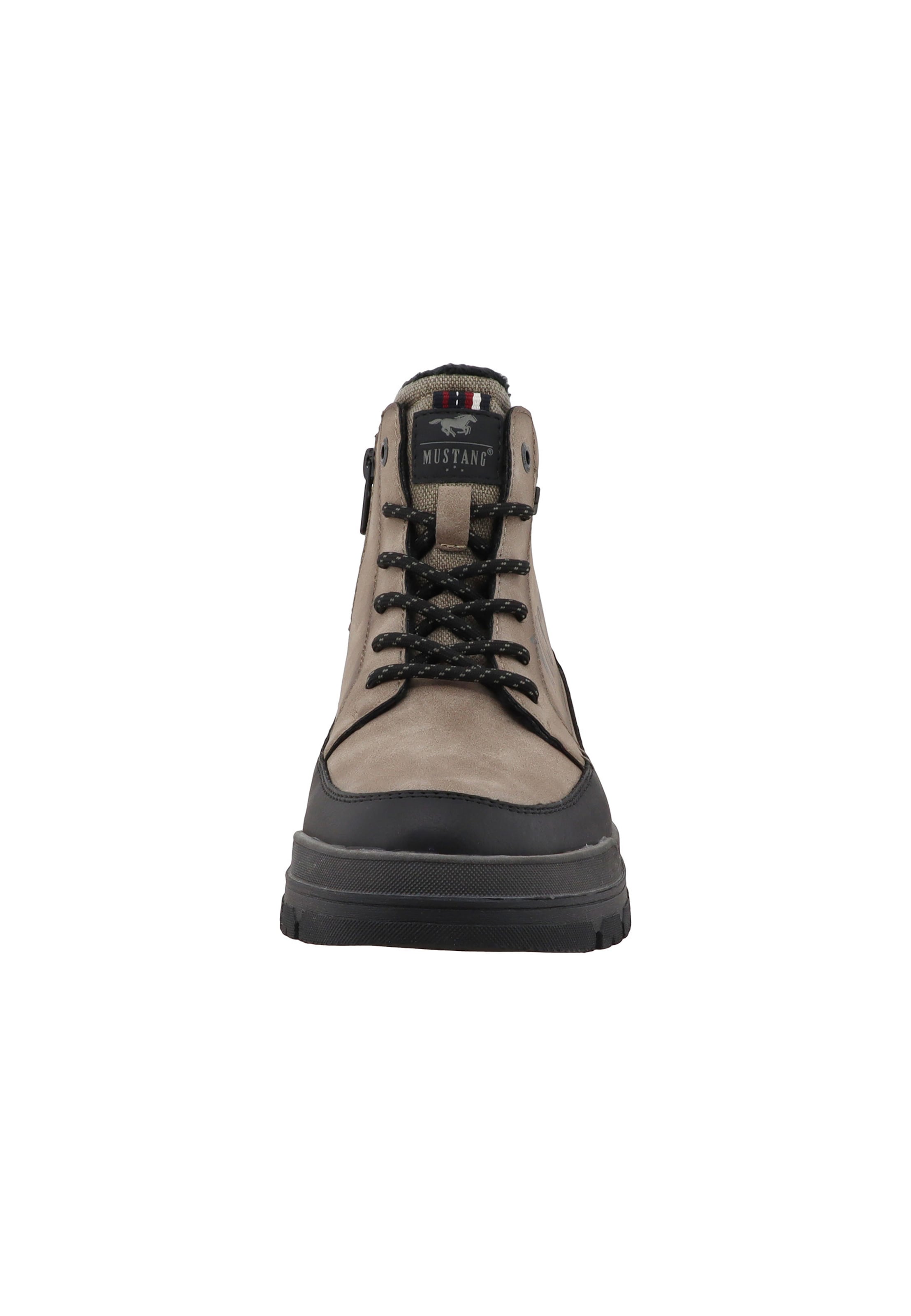 MUSTANG - Botas com atacadores em castanho