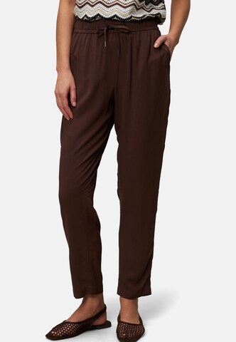 zero Regular Pants in Brown: front