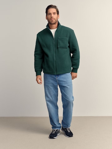 Next Jopa iz flisa | zelena barva: sprednja stran