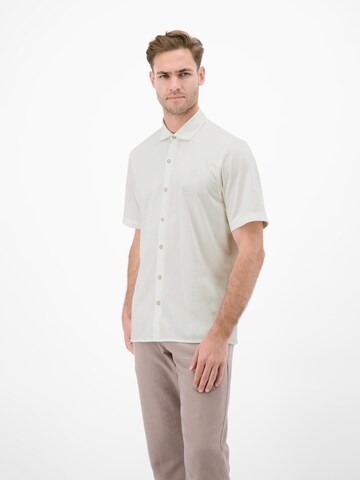 Coupe regular Chemise LERROS en blanc