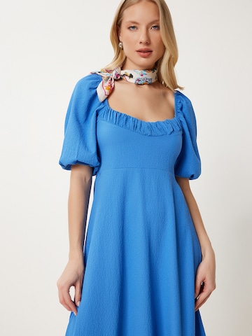 Happiness İstanbul Kesämekko värissä sininen