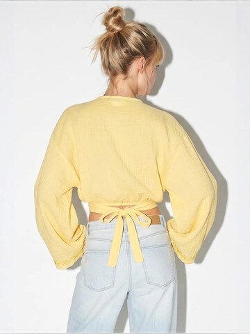 Bianco Lucci Blouse in Yellow