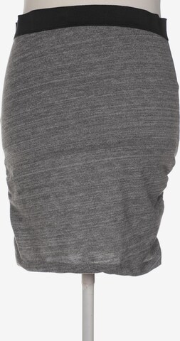SAINT TROPEZ Skirt in L in Grey: front