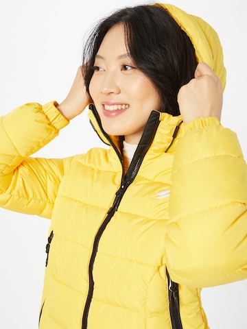 Superdry Zimska jakna | rumena barva