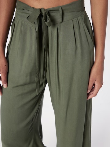 Hailys Wide leg Pleat-Front Pants 'Cira' in Green