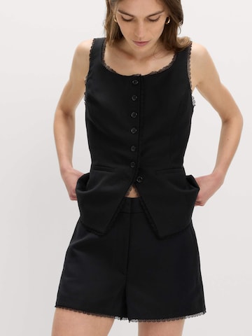 Regular Pantalon Marks & Spencer en noir : devant
