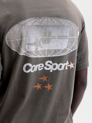 JACK & JONES T-shirt 'JCOLEGACY' i grön
