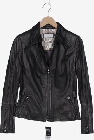 Schyia Jacket & Coat in M in Black: front