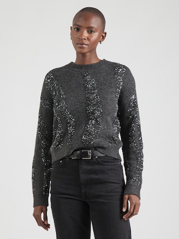 Pull-over 'PCRADA' PIECES en gris : devant