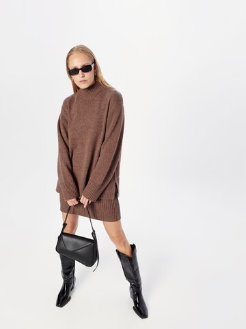 minimum Sweter 'Ellies' w kolorze brązowy