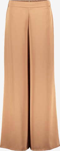 Vera Mont Loose fit Pants in Brown: front