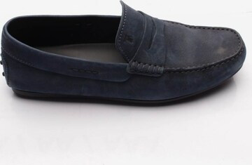 Tod's Flats & Loafers in 41 in Blue: front