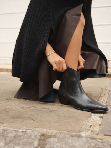 juoda Next Kaubojiški batai 'Forever Comfort® Vintage'