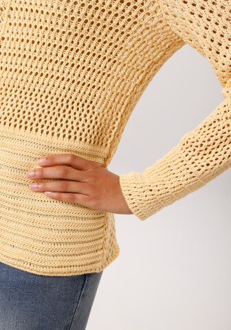 Aniston CASUAL Sweater in Yellow