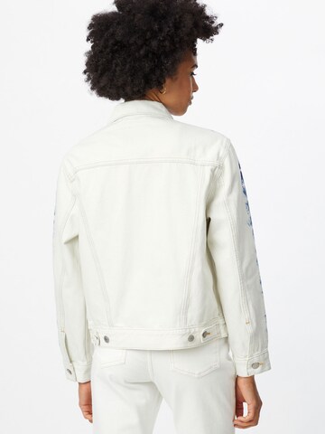 LEVI'S ® Prehodna jakna 'Ex-Boyfriend Trucker Jacket' | bela barva