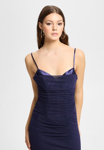 HEY KYLA Kleid in Blau
