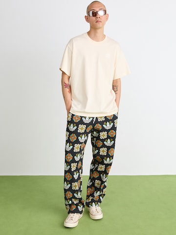 ADIDAS ORIGINALS Tričko 'Trefoil Essentials' - Biela